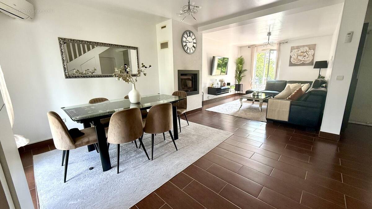 Maison à MANTES-LA-VILLE