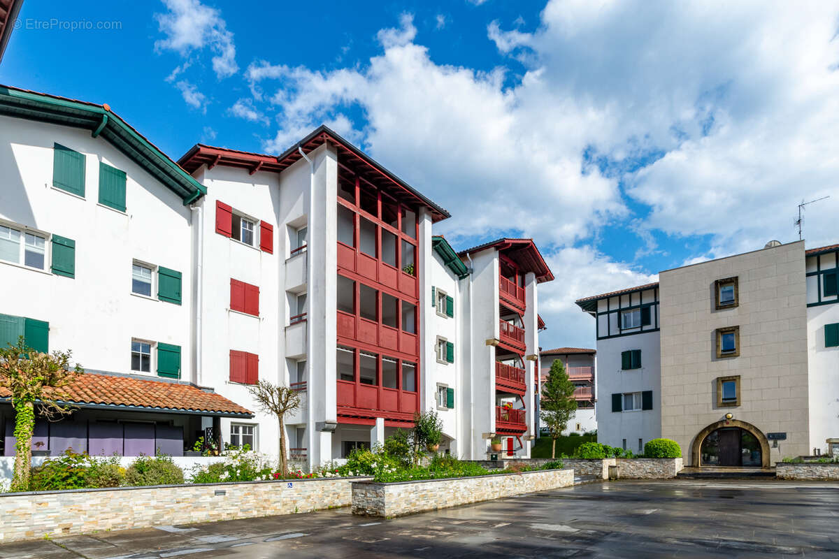 Appartement à URRUGNE