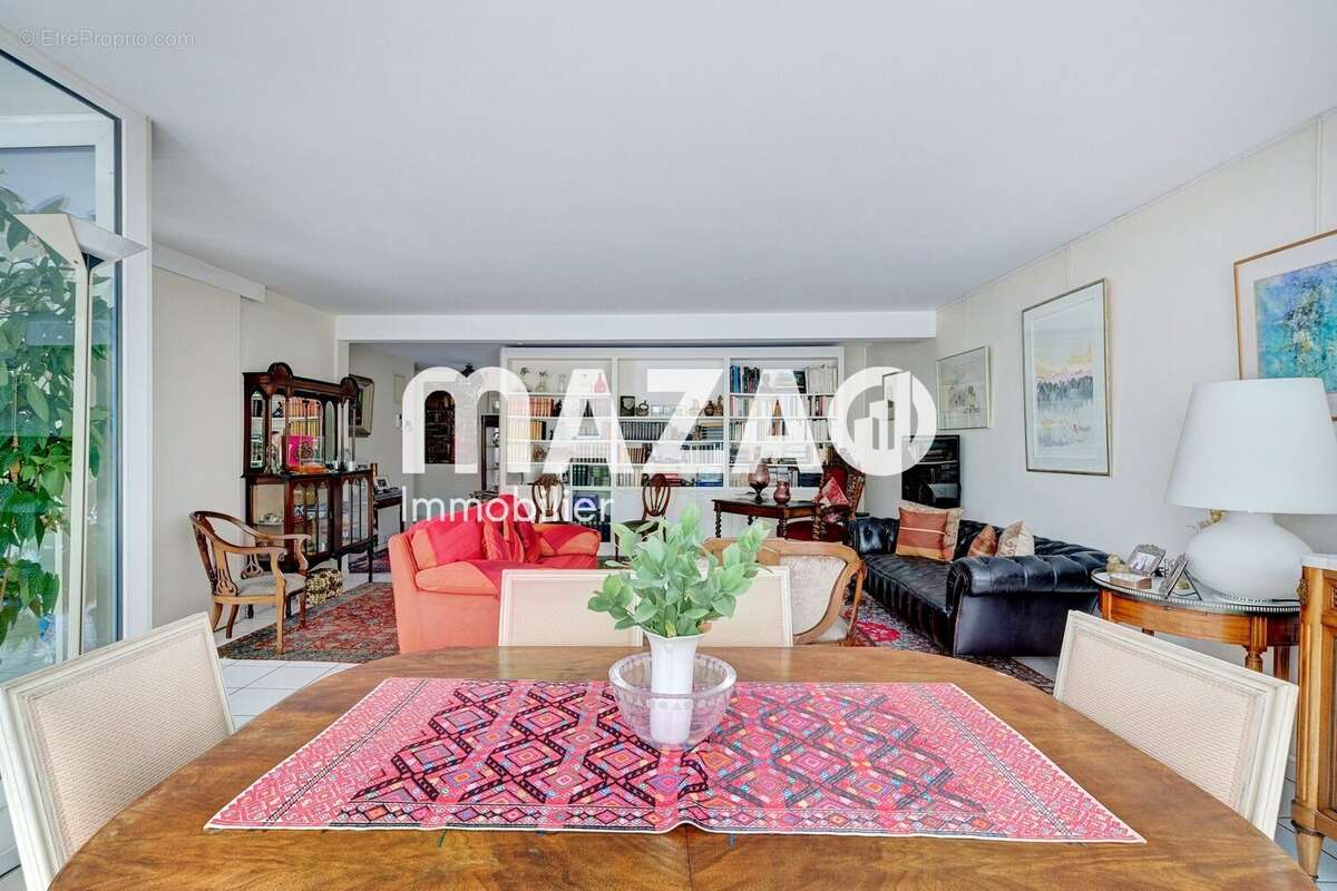 Appartement à PARIS-19E