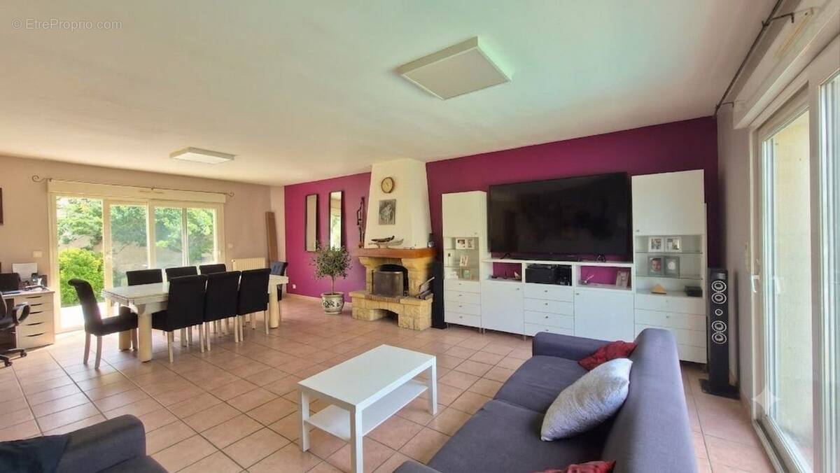 Maison à ARPAJON
