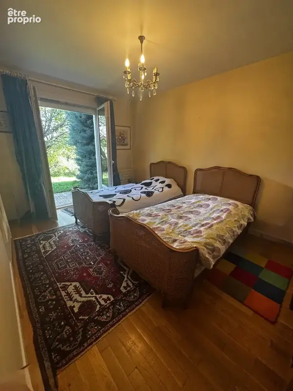 Maison familiale rare, avec vaste parc arboré et piscine - photo 7