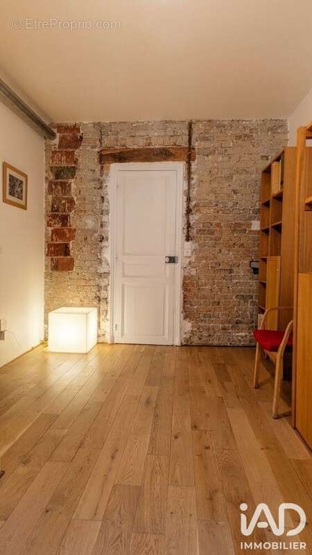 Appartement 27 m² à Saint-Denis  - photo 4