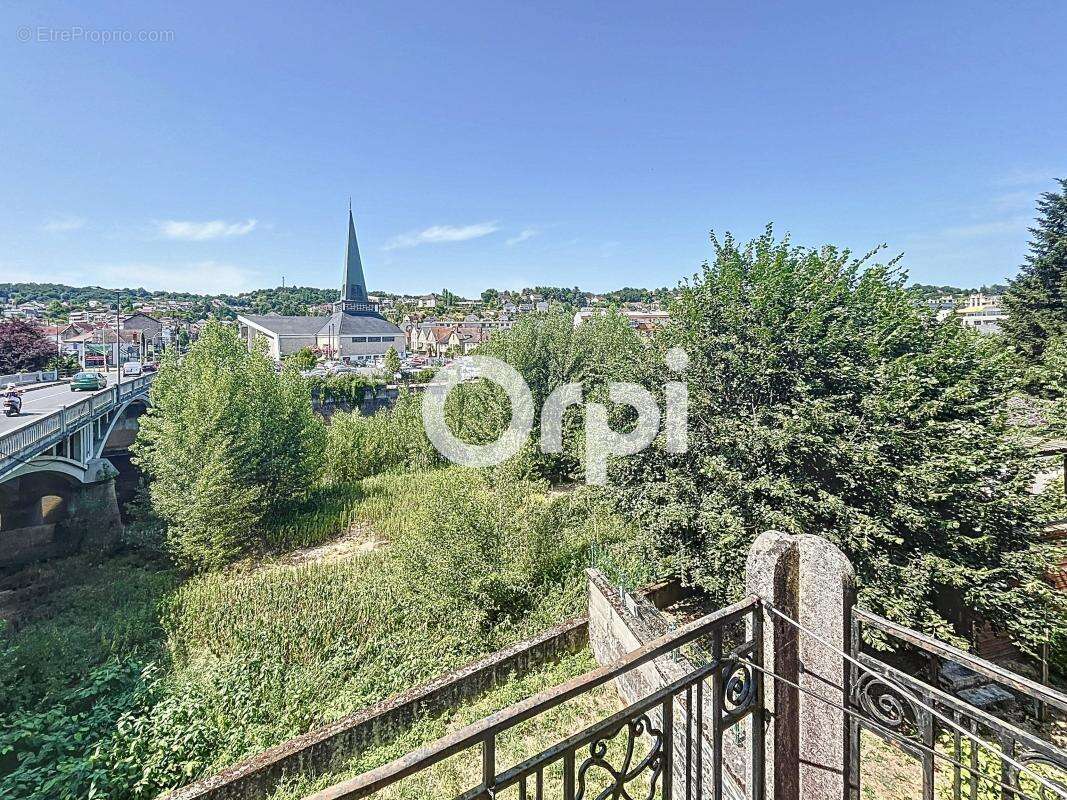 Appartement à BRIVE-LA-GAILLARDE