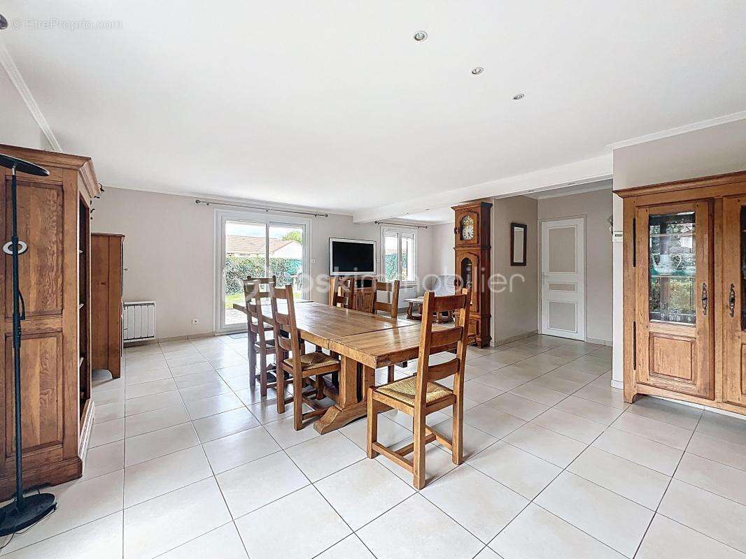 Maison à SAINT-GERMAIN-LES-CORBEIL