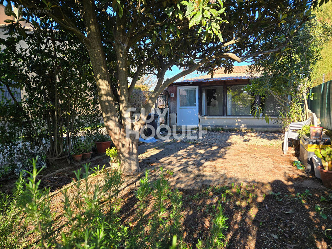 Maison à BAGNOLS-SUR-CEZE