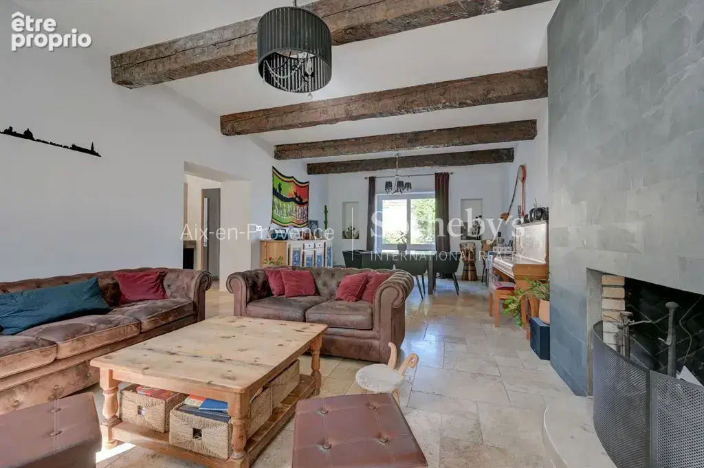Bâtisse de caractère du XVIIIe siècle avec jardin et garage - photo 12