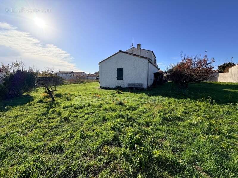 Maison à LE BOIS-PLAGE-EN-RE