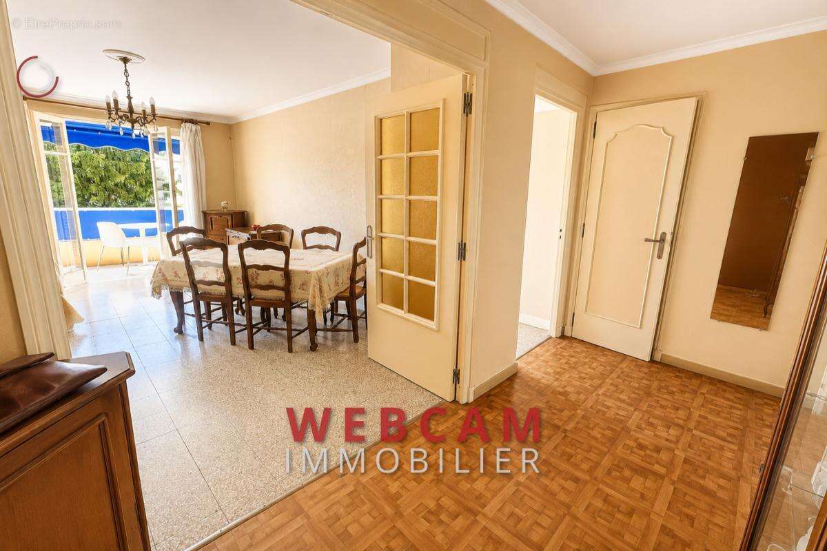 Appartement à LE CANNET