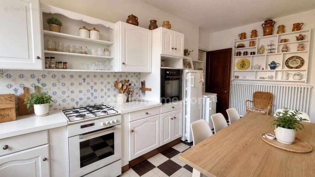 Propriété familiale 5 pièces au cœur d'un véritable parc de 2 158 m² - LA ROCHELLE (17) - photo 18