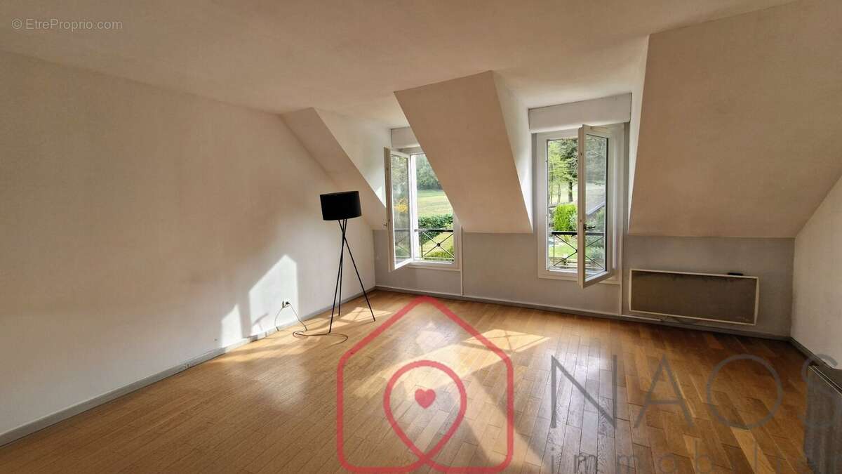 Maison à VAUHALLAN