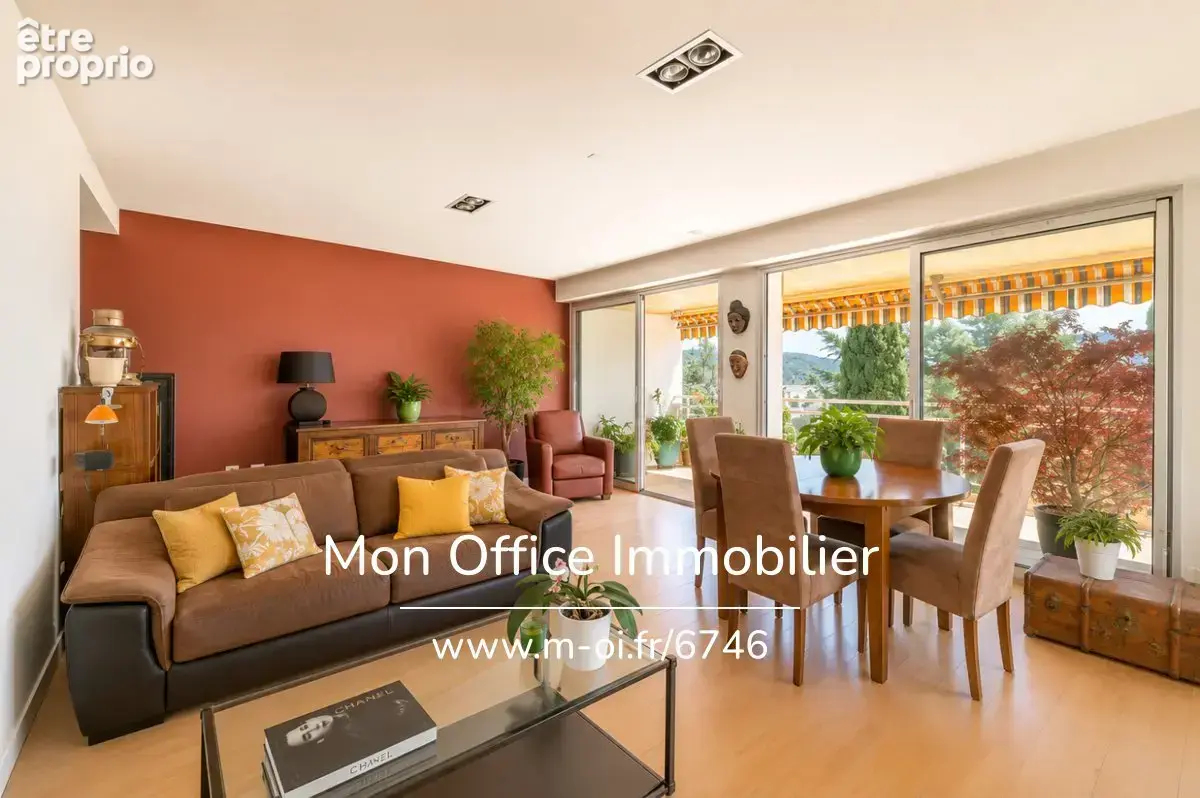 Référence : 7051-ABO - Appartement 4 pièces, dernier étage avec grande terrasse et cave - photo 4