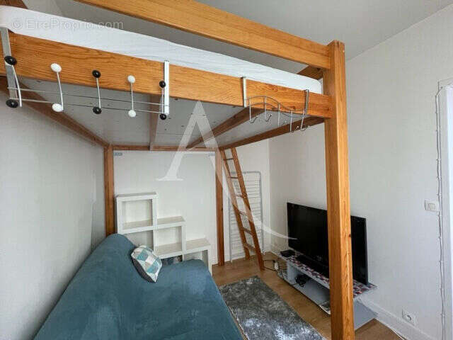 Appartement à PARIS-10E