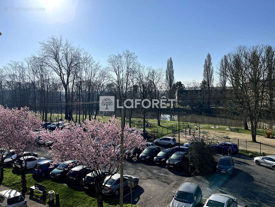 Appartement à MEULAN