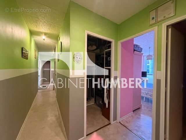 Appartement 71 m² à Saint-Etienne  - photo 7