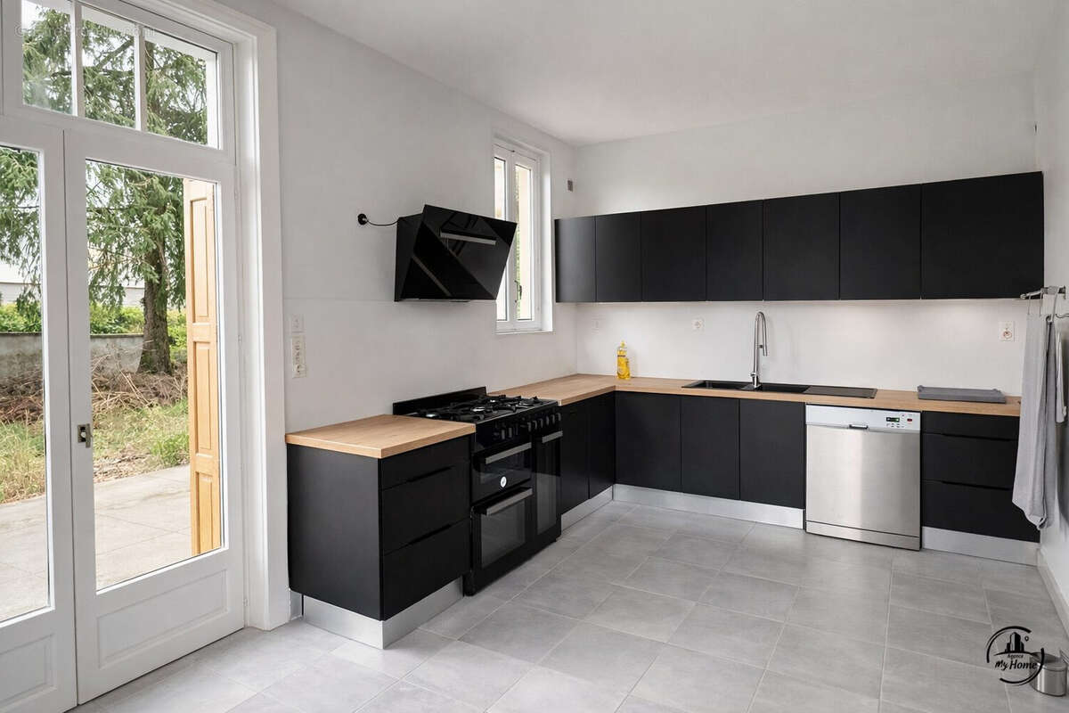 Maison à ROCHE-LA-MOLIERE