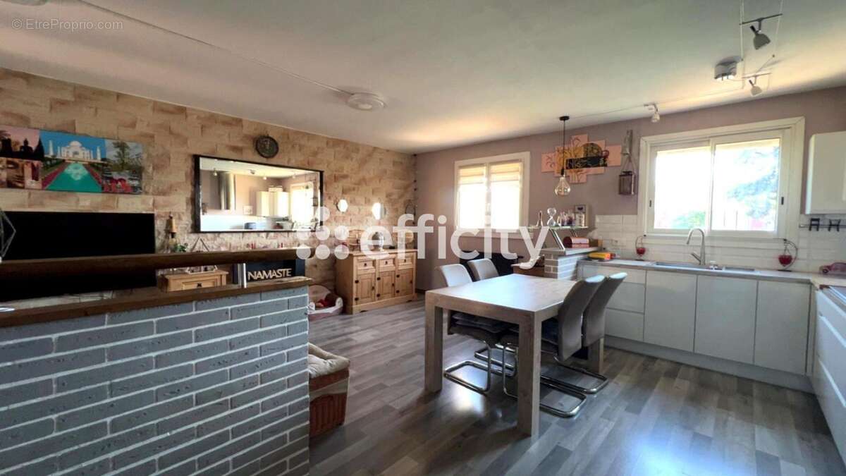 Appartement à MARIGNANE