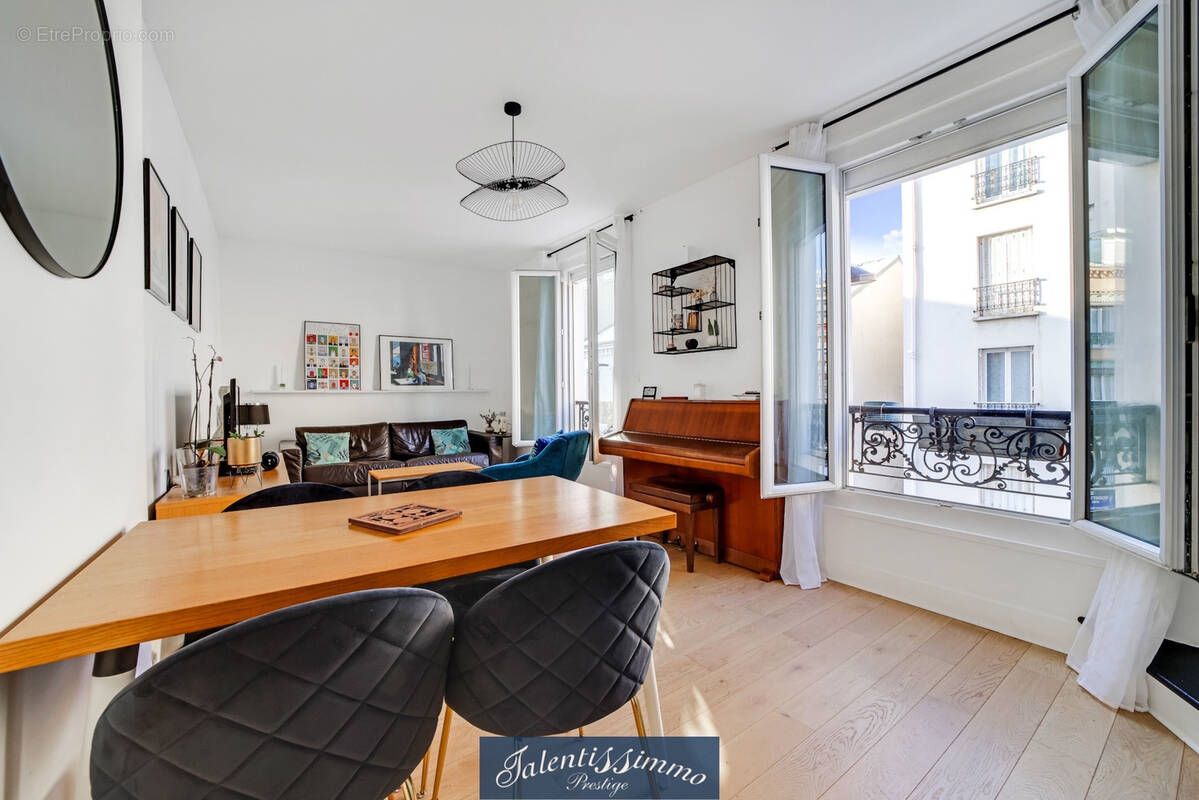 Appartement à PARIS-12E