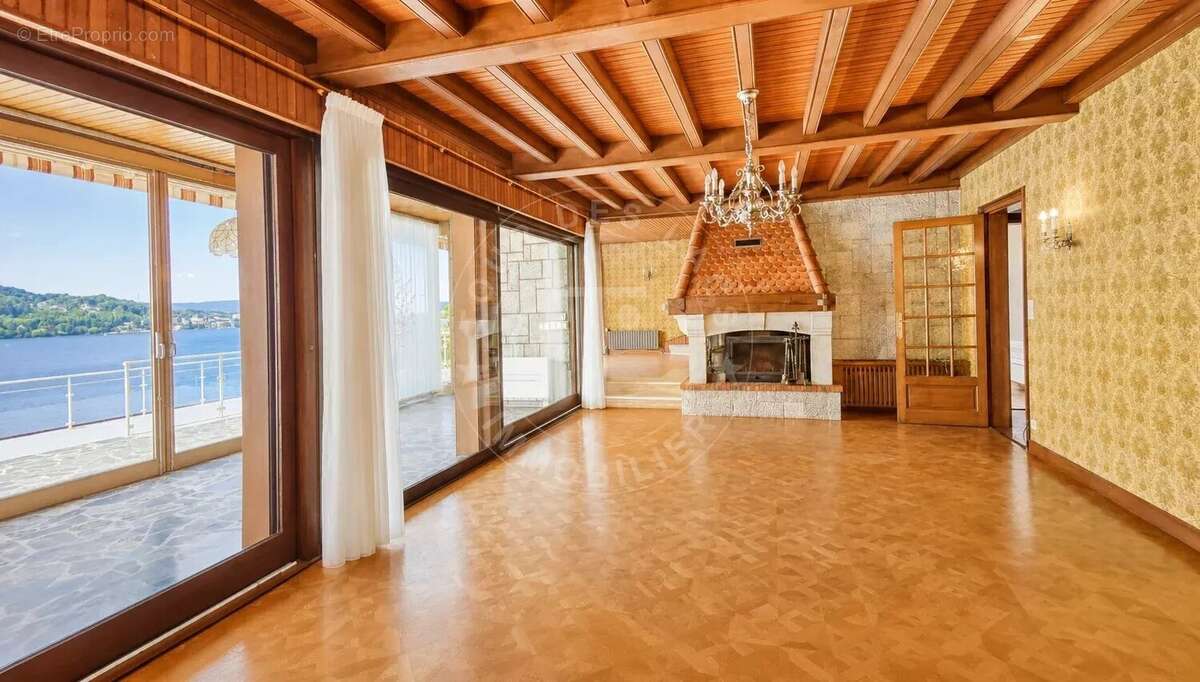 Propriété d'exception à vendre à Veyrier-du-Lac de 600m² - photo 8
