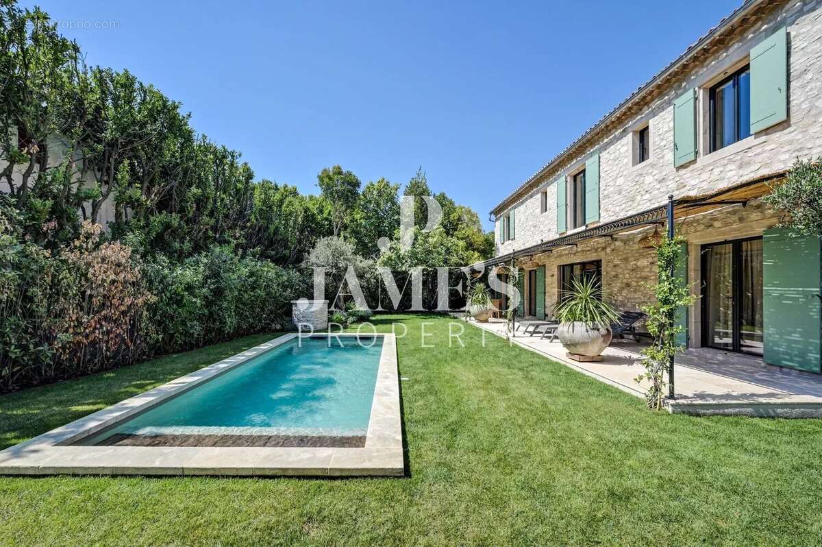 Maison à SAINT-REMY-DE-PROVENCE