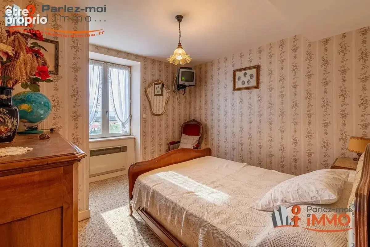 À vendre - Maison de campagne, 8 pièces 15mn Tarare - photo 12