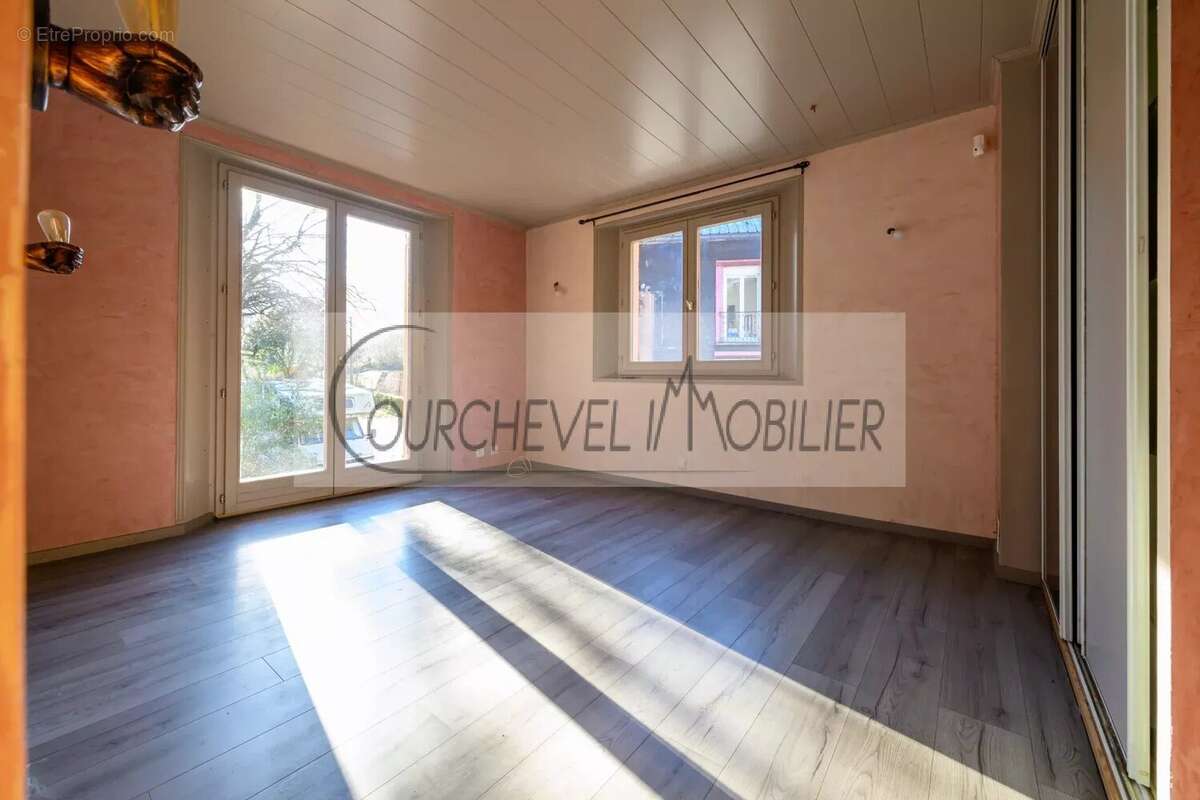 Maison à LA LECHERE