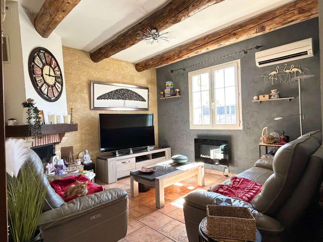 Maison à SAINT-QUENTIN-LA-POTERIE