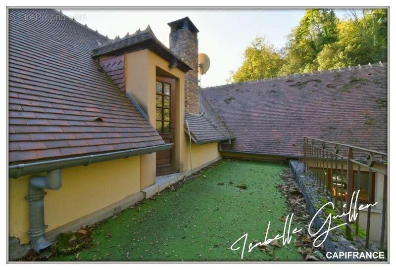 Maison à NERIS-LES-BAINS