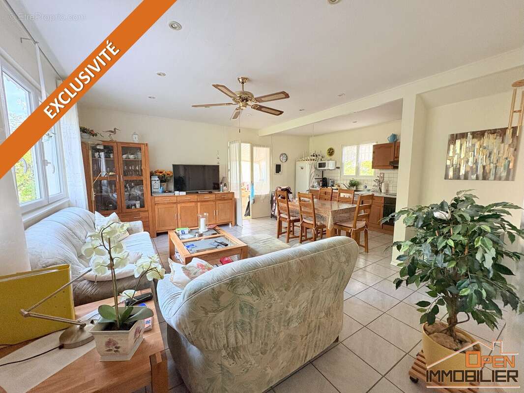 Maison à NADAILLAC-DE-ROUGE