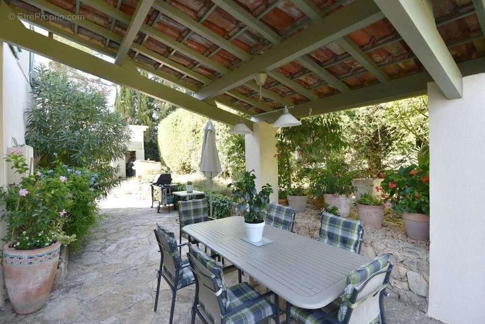 Maison à CALLIAN
