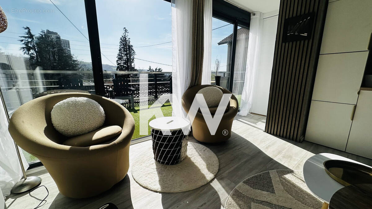 Appartement à SAINT-ETIENNE