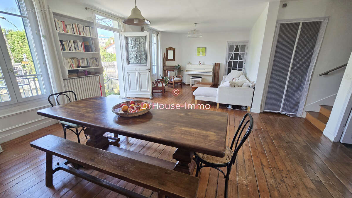 Maison 147 m² à Creteil  - photo 20