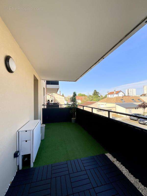 Appartement 2 pièces de 42 m² – Neuf 2024, terrasse, parking boxé et prestations de qualité - photo 3