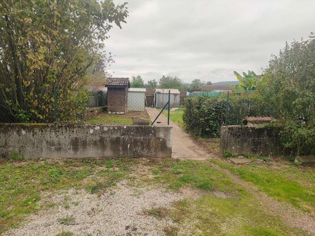 Photo 2 - Maison à PORCIEU-AMBLAGNIEU