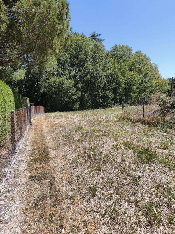 Terrain constructible a vendre - photo 5