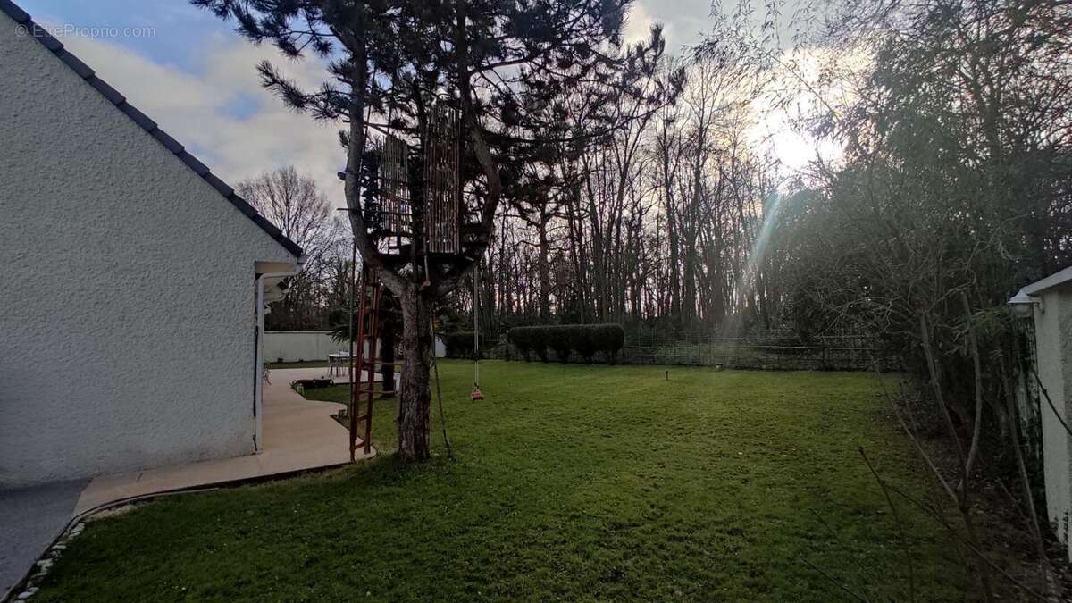 Maison à YERRES