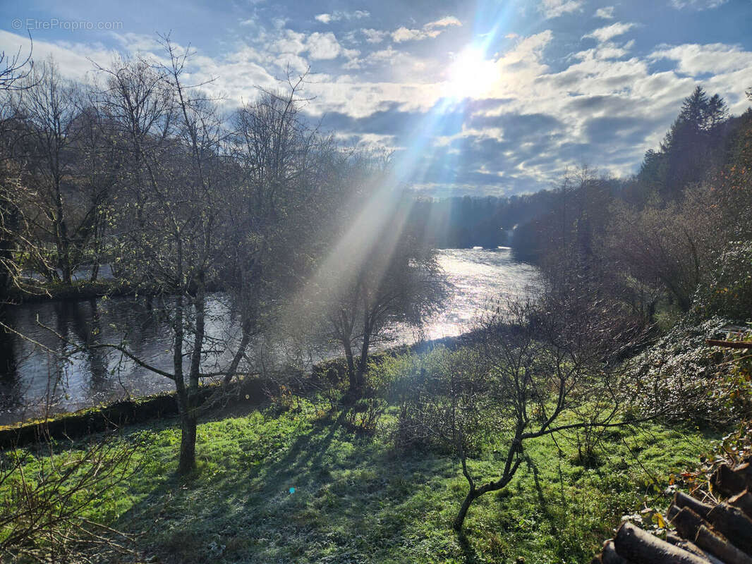 Photo 2 - Maison à SAINT-LEONARD-DE-NOBLAT