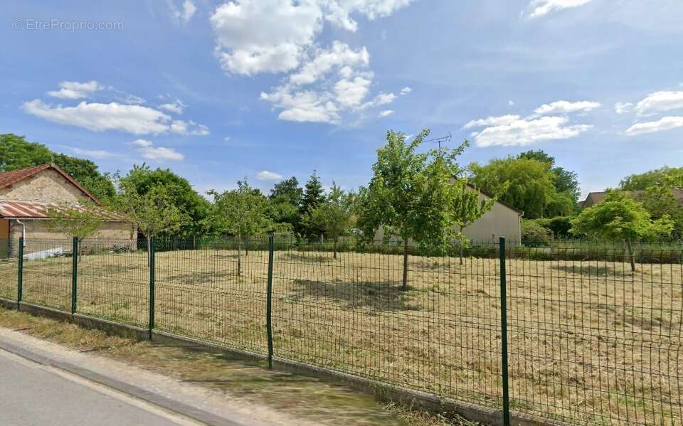 Terrain à SAINT-HILARION
