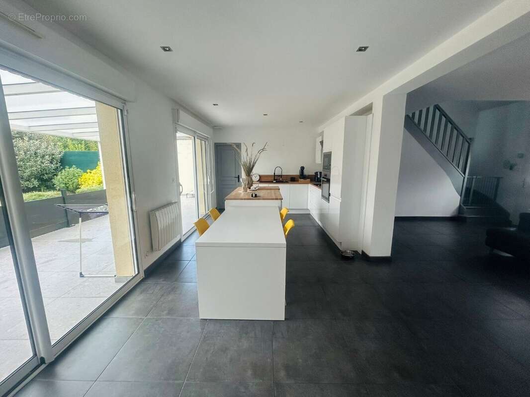 Maison à CAMPHIN-EN-CAREMBAULT