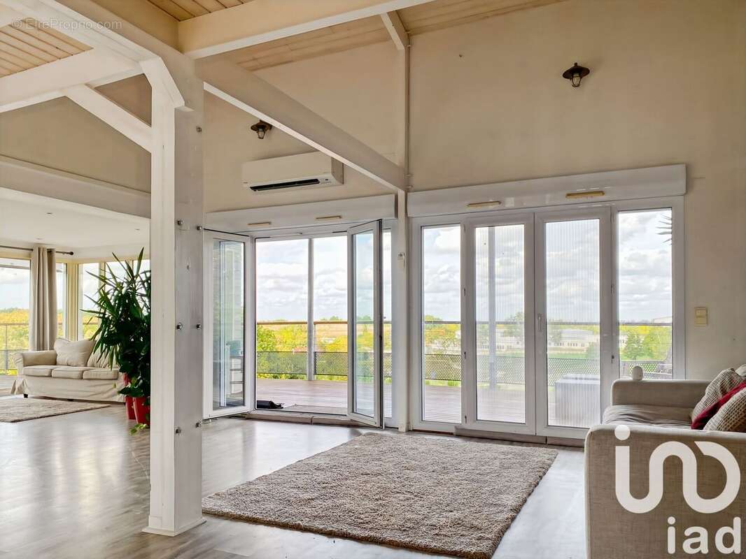 Photo 3 - Maison à MONTUSSAN