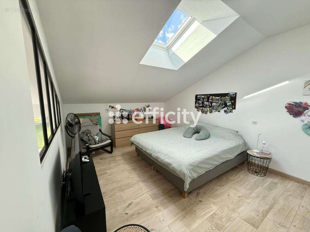 Maison à SAINT-PIERREVILLERS