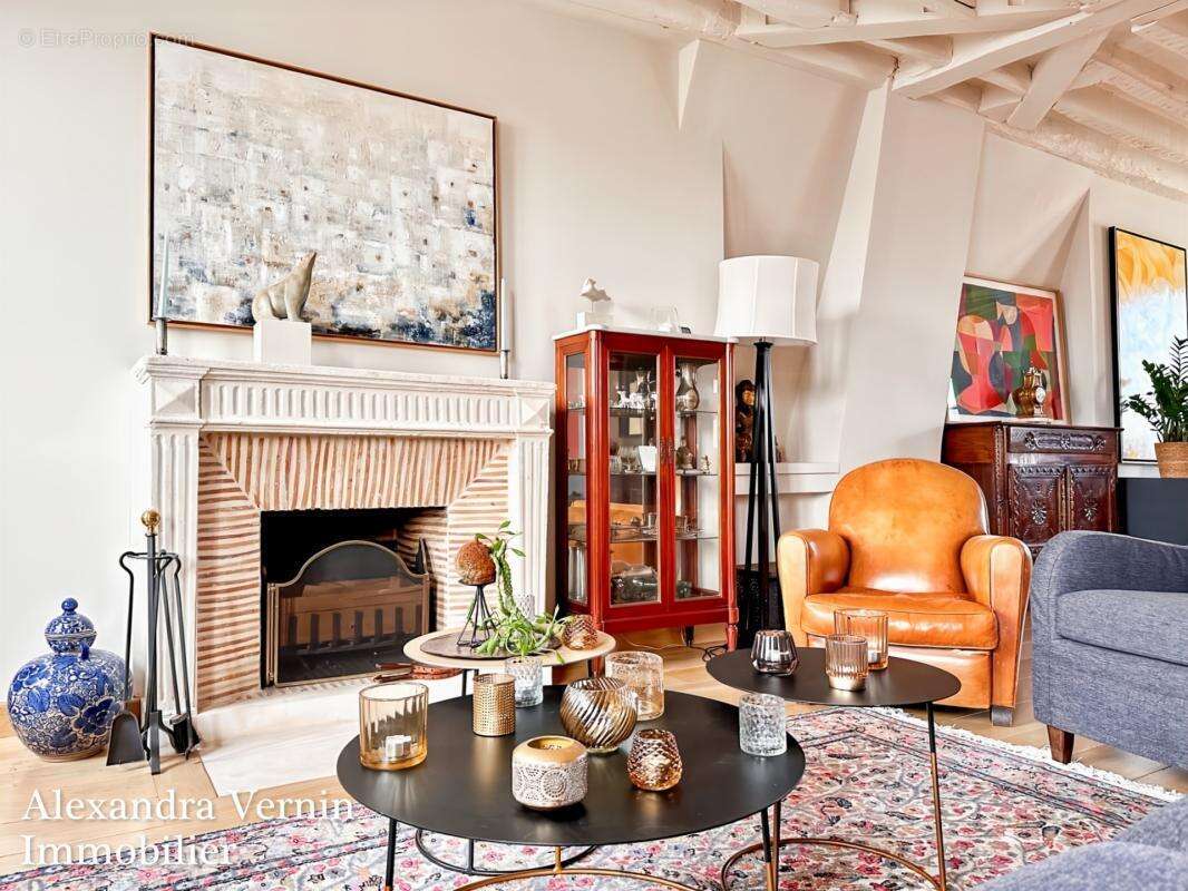 Magnifique appartement au sein d'un prestigieux hôtel particulier rue de Lorraine - photo 3