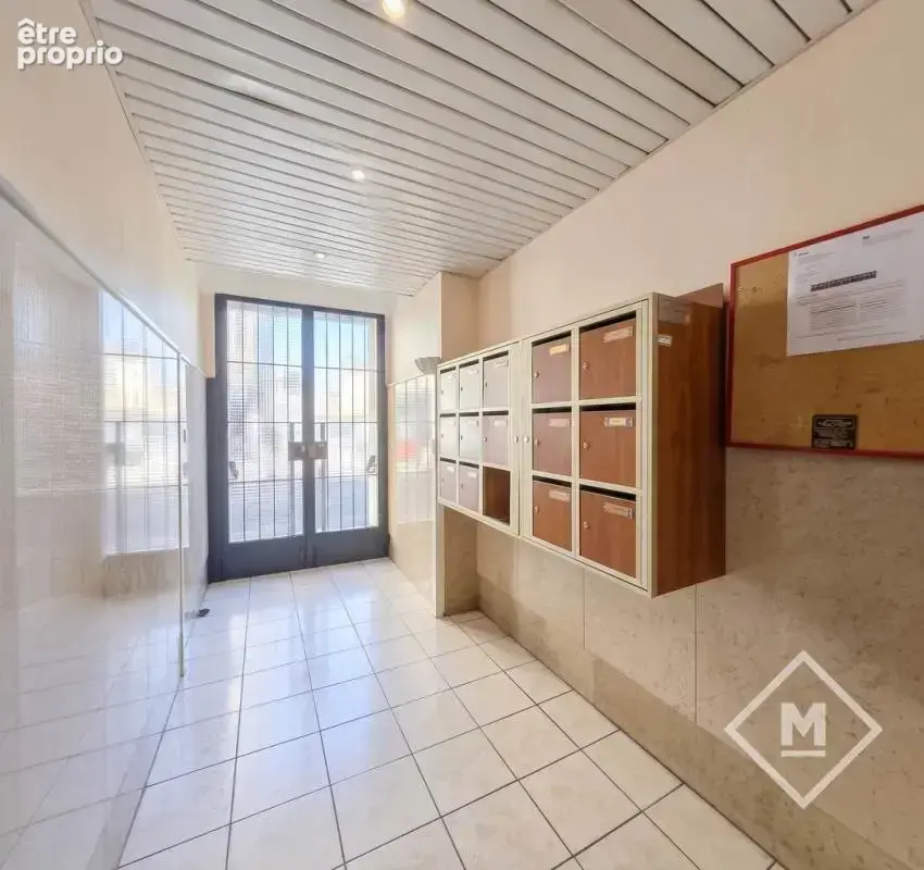 Appartement T3 lumineux Marseille 4ème - Les 5 Avenues - Dernier étage avec terrasse et ascenseur - photo 13