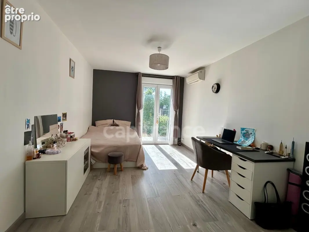 Maison de plain-pied 5 pièces de 204 m² avec piscine sur plus de 2 000 m² de terrain COURNONTERRAL (34) - photo 15