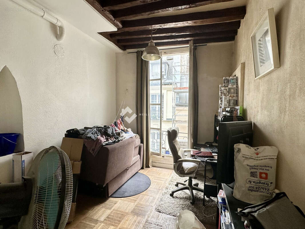 Appartement à PARIS-2E