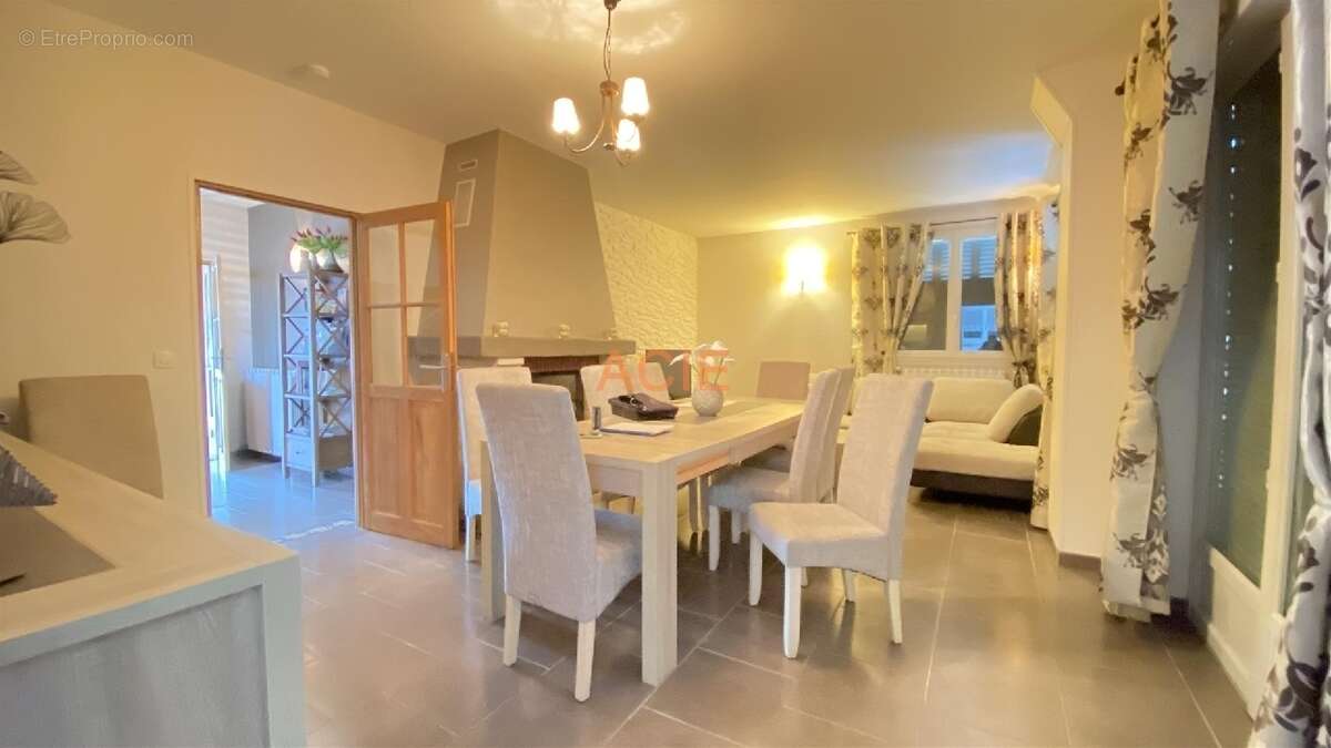 Maison à ROISSY-EN-FRANCE