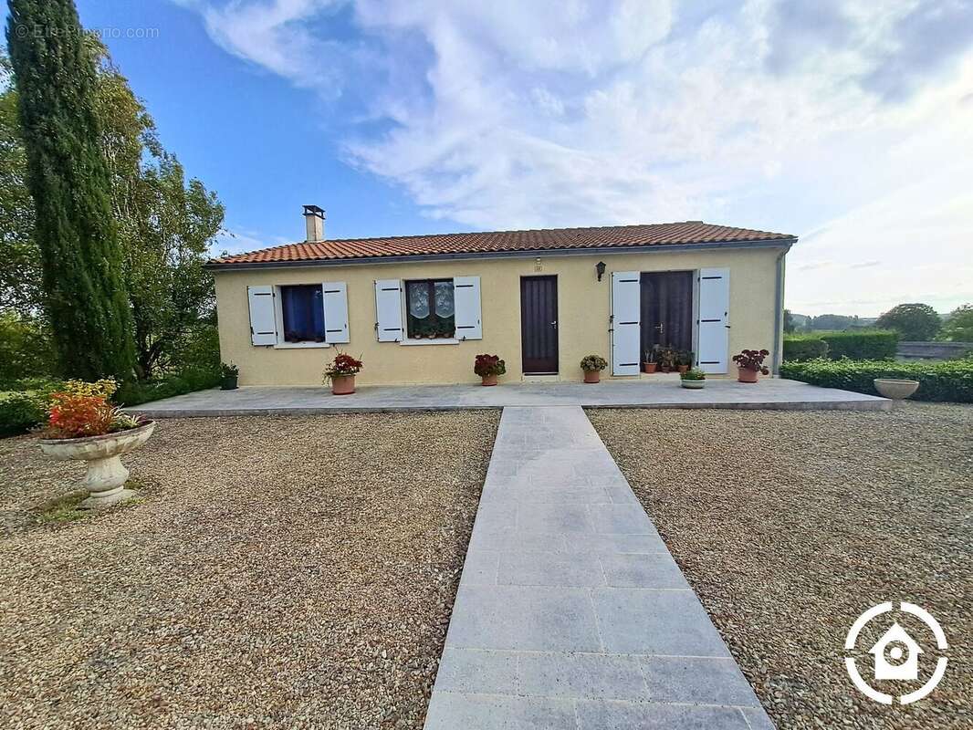 Maison à ARTHENAC