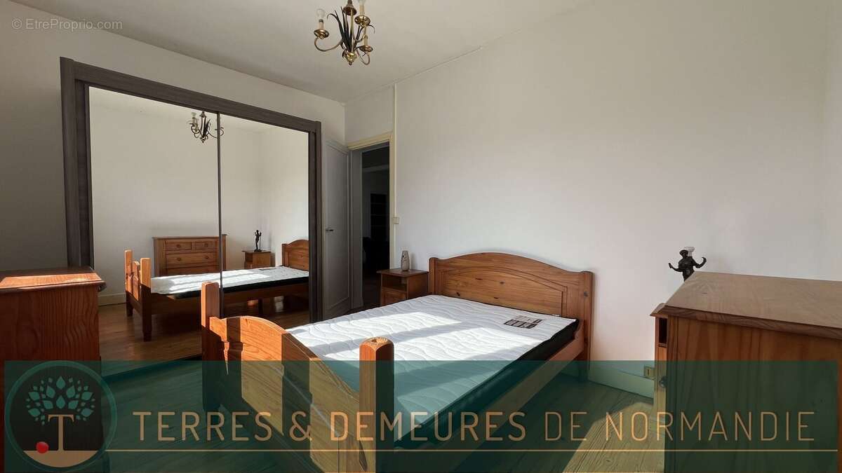 Appartement à EU