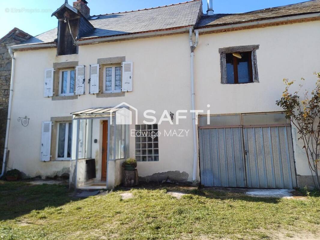 Photo 1 - Maison à ROUGNAT