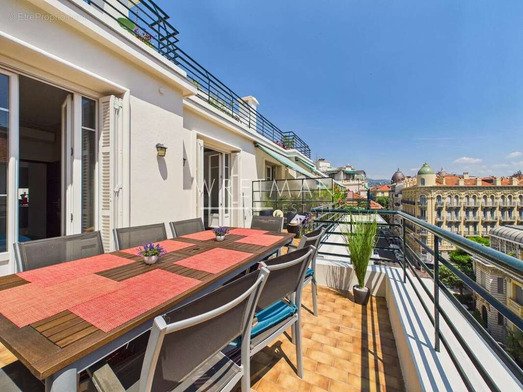 Bel appartement avec spacieuse terrasse – Nice Carré d'Or - photo 6