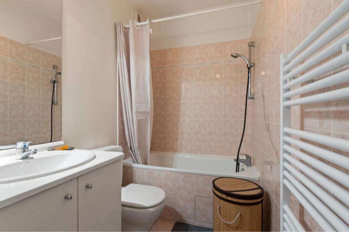 Appartement à PARIS-11E